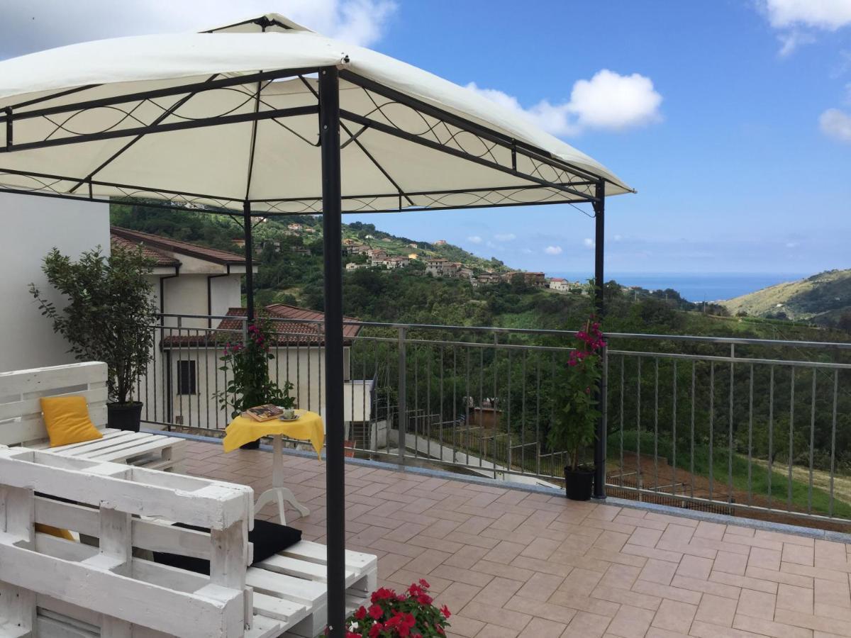 Vista D'Amare Bed & Breakfast Buonvicino Bagian luar foto