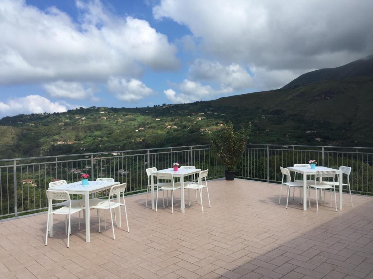 Vista D'Amare Bed & Breakfast Buonvicino Bagian luar foto