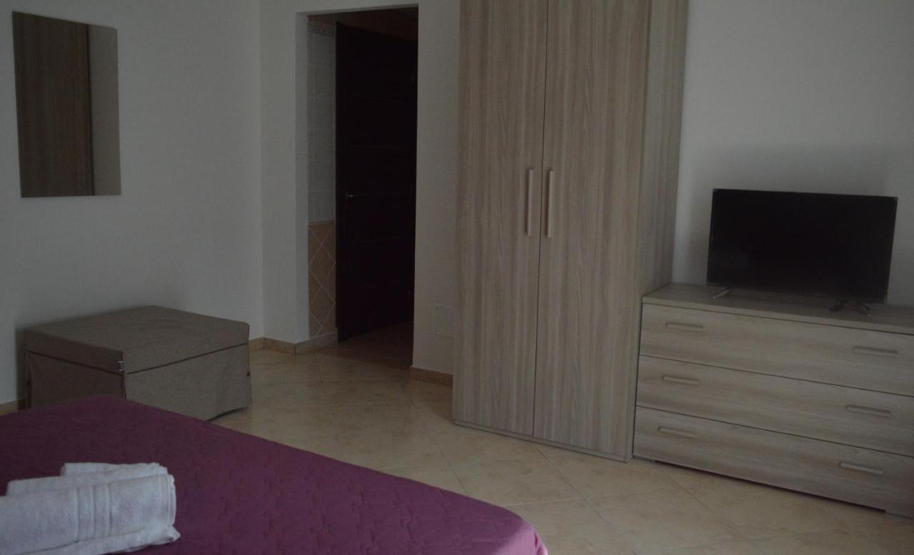 Vista D'Amare Bed & Breakfast Buonvicino Bagian luar foto